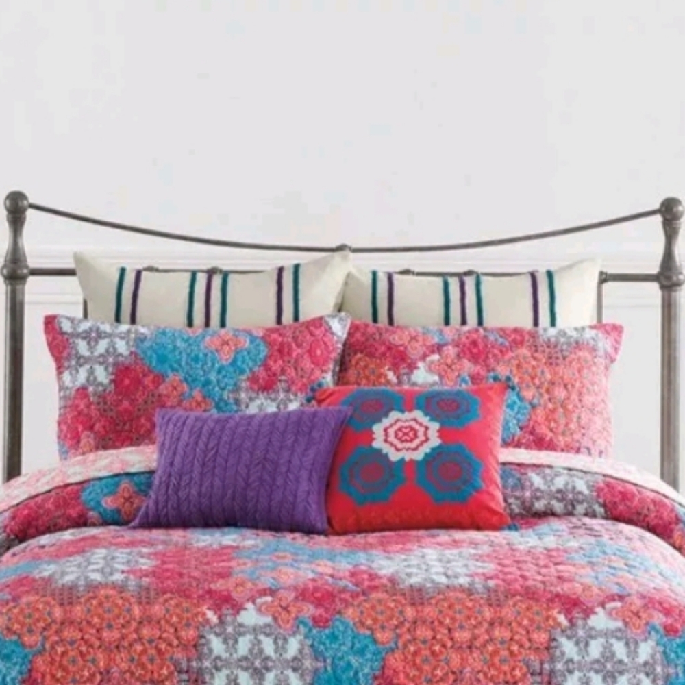 RARE 2pc Anthology Minka Quilted Euro Pillowcase Sham Set, White, Purple, Teal